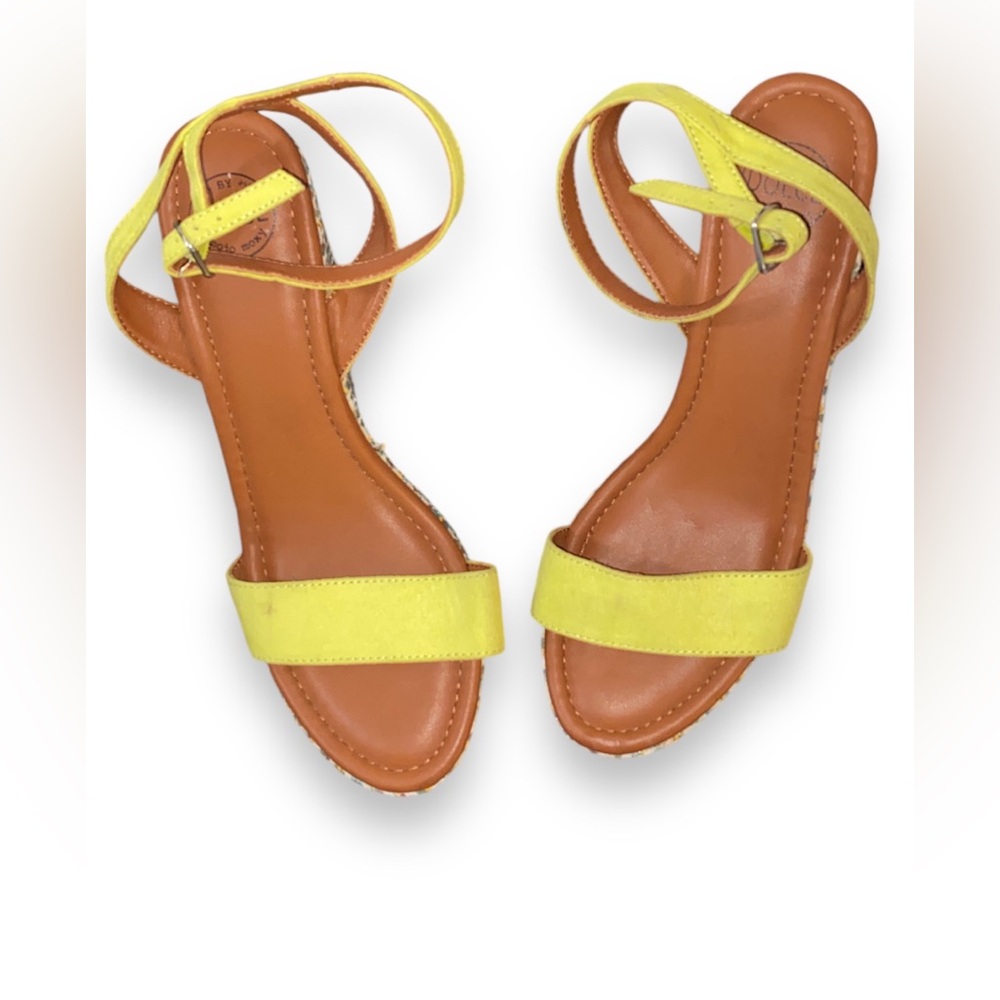 Dolce Mojo Moxy Wedges View 2